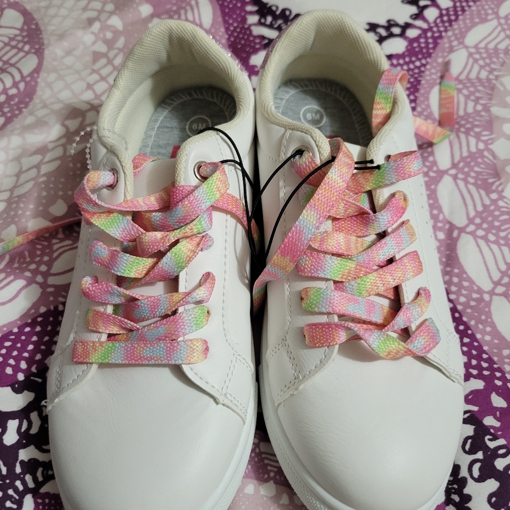 Pop shoes
